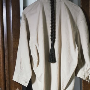 ルメールが香りを纏ったオブジェのコレクションを発売　彫刻家との協働作品も