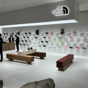 「ザ・ノース・フェイス」が世界初のシューズ専門店出店　カテゴリー売上高100億円へ