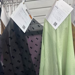 中東情勢による原油価格高騰で繊維産業が悲鳴　染料、ボイラー燃料、運輸などに幅広く影響