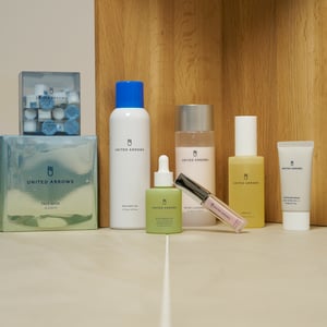 Hair and Skin Care Against Humidity and Sun