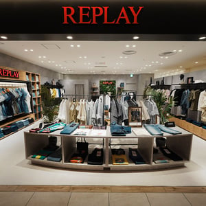 リプレイが大丸心斎橋店で期間限定ポップアップ開催　2026年春夏アイテムを販売