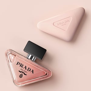 プラダ ビューティが体験イベント　「プラダ パラドックス」のハンドクリーム先行発売記念