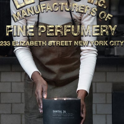 ル ラボ ブラック コンクリート キャンドルの画像