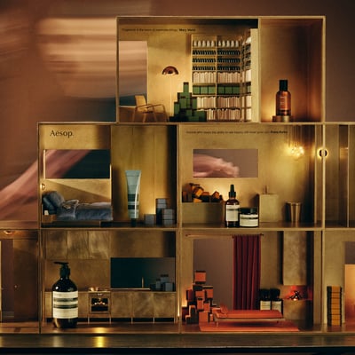 イソップのホリデーアイテム