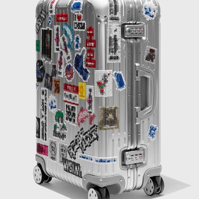 ダブレットが制作したリモワのスーツケース