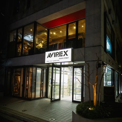AVIREX 原宿店の外観写真