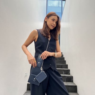 滝沢がコラボアイテムを着用している