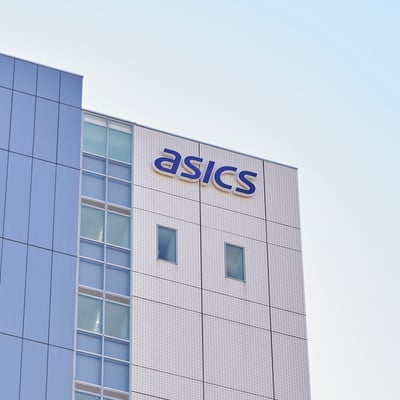 アシックスの本社ビル