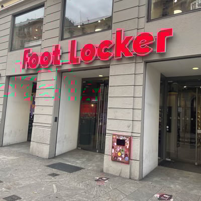 フットロッカー ミラノ店