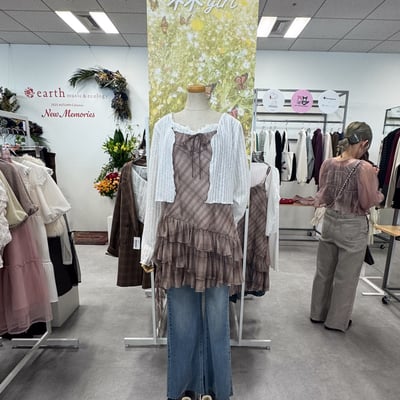 森ガールのアイテムを着たトルソー