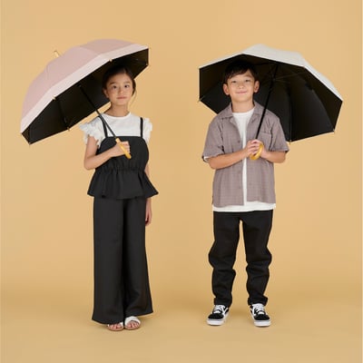 サンバリア100の「Sサイズ + plus」を差したキッズモデル