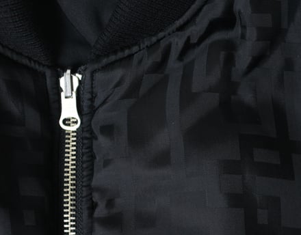 布袋寅泰×タケオキクチ、ギタリズム柄をあしらったMA-1など発売