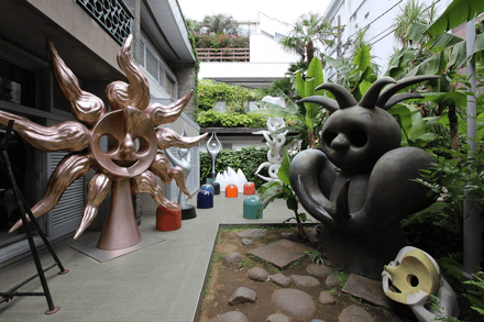岡本太郎記念館の企画展「暮らしのなかの芸術」
