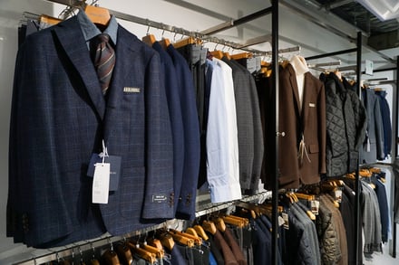 THE SUIT COMPANY 新宿本店 内部の様子