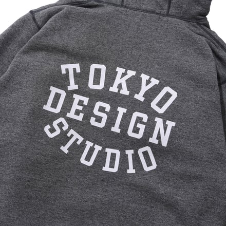 東京デザインスタジオ ニューバランス　スウェット