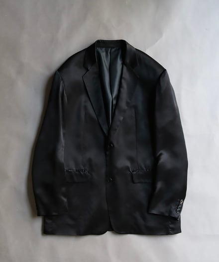 黒いジャケット