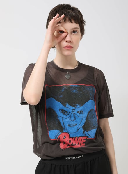 David BowieをプリントしたTシャツ