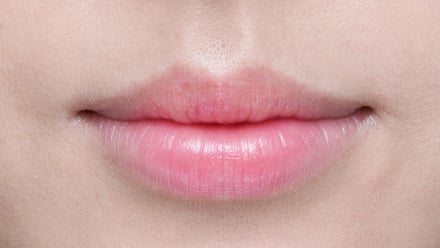 ピンクの唇