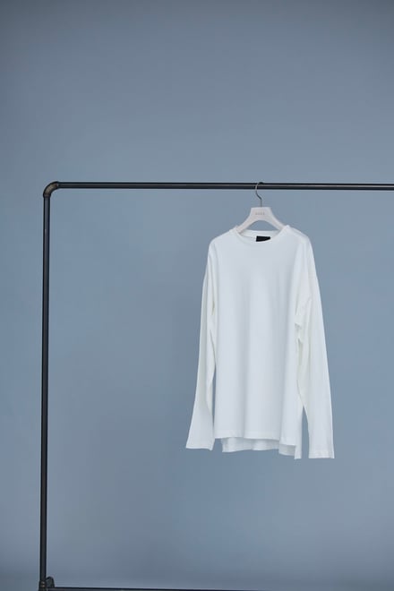 クロスプラスEC限定ブランド「ノーク」のポップアップで配布されるオリジナルTシャツ
