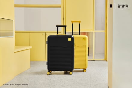 黄色と黒のスーツケース