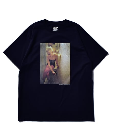 ジャック・ピアソンの写真がプリントされたTシャツ