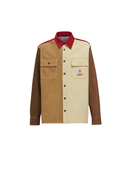 ワークジャケットをモチーフにベージュや赤を配色したジャケット