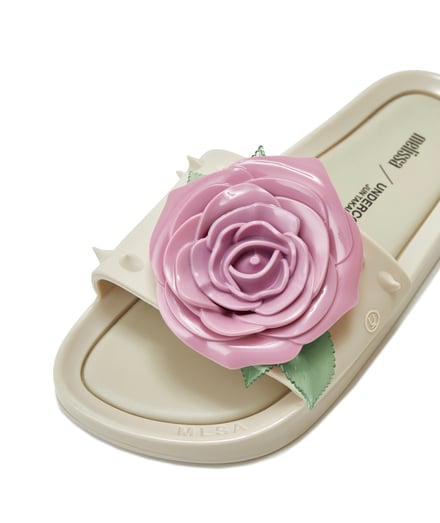 エッセンシャルコンフォート UNDERCOVER × melissa 薔薇サンダル