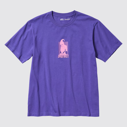紫のTシャツ