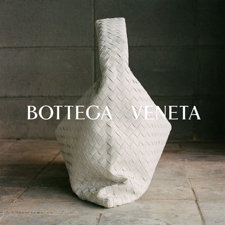 ボッテガ・ヴェネタの新作バッグ「HOP」のヴィジュアル