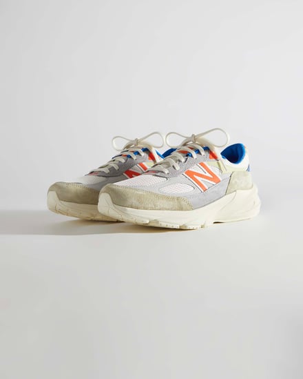 「Ronnie Fieg & Madison Square Garden for New Balance MADE in USA 990V6」のスニーカー