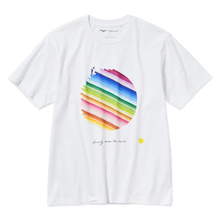 ユニクロ「PEACE FOR ALL」のTシャツ
