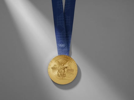パリ五輪メダルの裏面