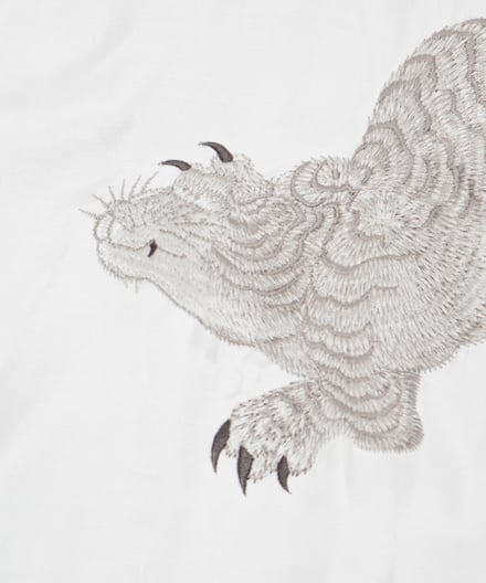 ダイリクの葛飾北斎の虎が刺繍されたスカジャンのアイテム画像