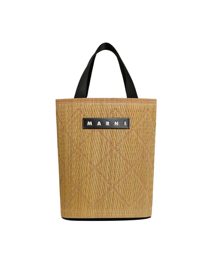福岡県産の畳で製作されたバケットバッグ