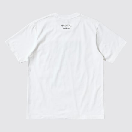 白のTシャツ