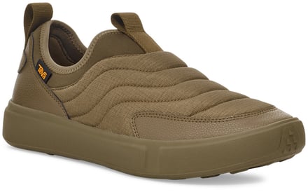 テバの「Ultra- Comf Slip On」