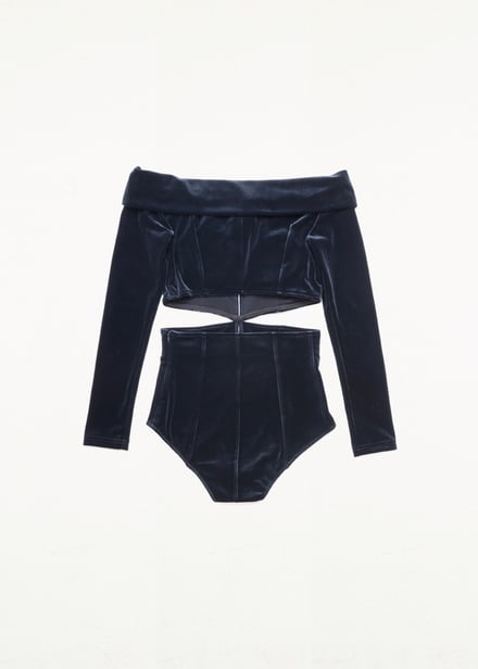 「VELVET OFF-SHOULDER SLIT BODYSUIT」