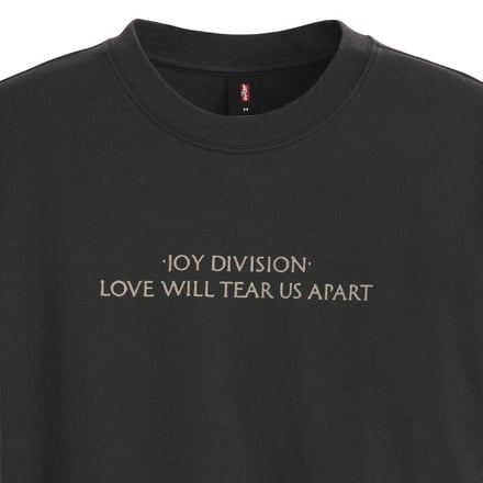 Joy DivisionのTシャツ