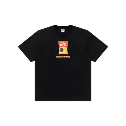 黒いTシャツ