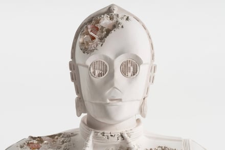 Daniel Arsham, C3-PO: Rose Quartz Crystallized Bust, 2023.