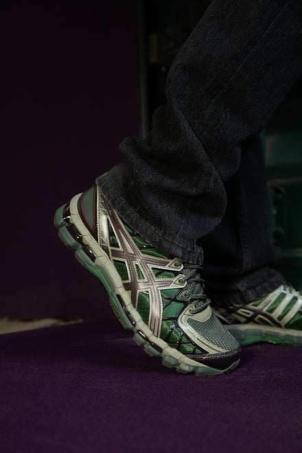 UB10-S GEL-KAYANO 20