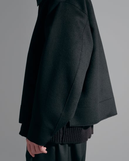 Cashmere Cut-off Drizzler Jacket 着用画像