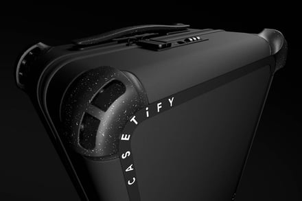 「CASETiFY Travel」