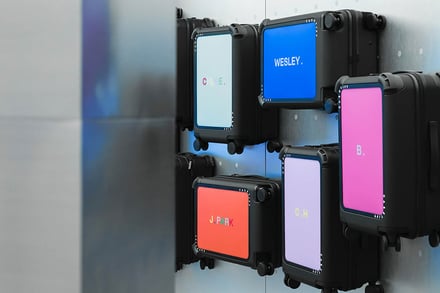 「CASETiFY Travel」