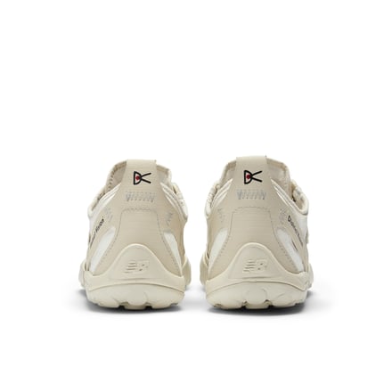 District Vision and New Balance MT10O