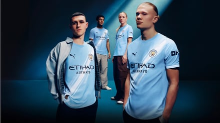 マンチェスター・シティFC(Manchester City FC)」の2025-26シーズンのホームキット