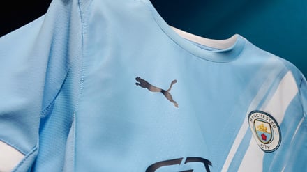 マンチェスター・シティFC(Manchester City FC)」の2025-26シーズンのホームキット