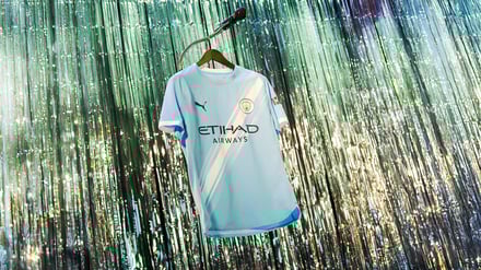 マンチェスター・シティFC(Manchester City FC)」の2025-26シーズンのホームキット