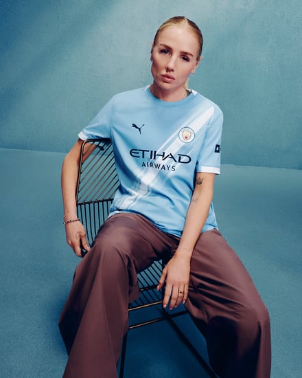 マンチェスター・シティFC(Manchester City FC)」の2025-26シーズンのホームキット