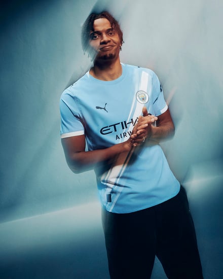 マンチェスター・シティFC(Manchester City FC)」の2025-26シーズンのホームキット